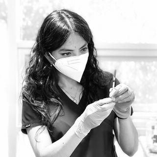 Ampliar imagen: Caroline Yunuann Serrano Gutiérrez, Anestesiólogo Cuauhtémoc