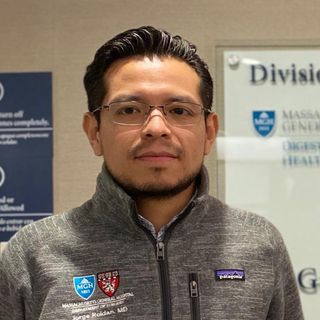 Dr. Jorge Roldán
