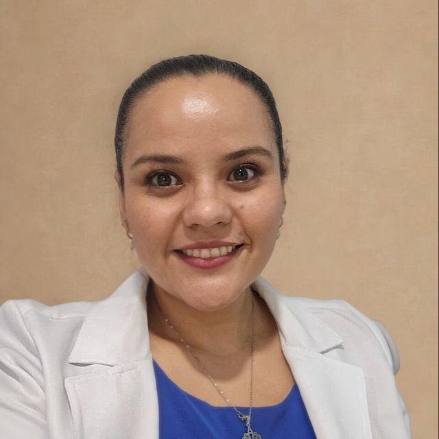 Maria Isabel Ortiz Castellanos, Dermatólogo pediátrico Cancun