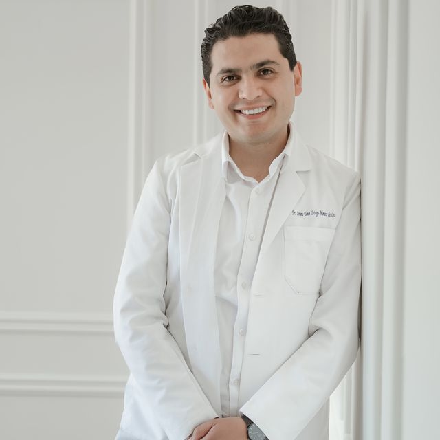 Arión Tane Ortega Montes de Oca, Especialista en Rehabilitación y Medicina Física Toluca