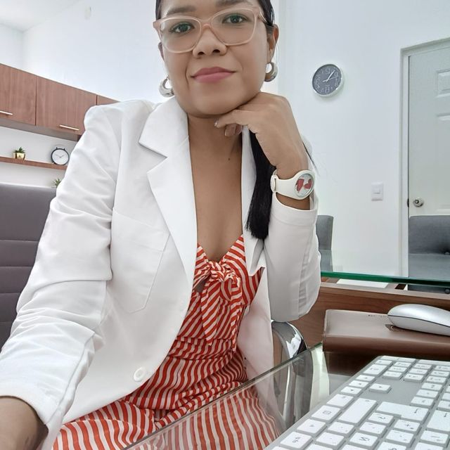 Ana Cecilia  Manzo Rincón , Nutriólogo Tecoman