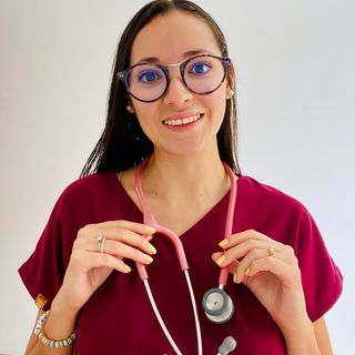 Ampliar imagen: Valeria Sanchez Palacios, Pediatra Guadalajara