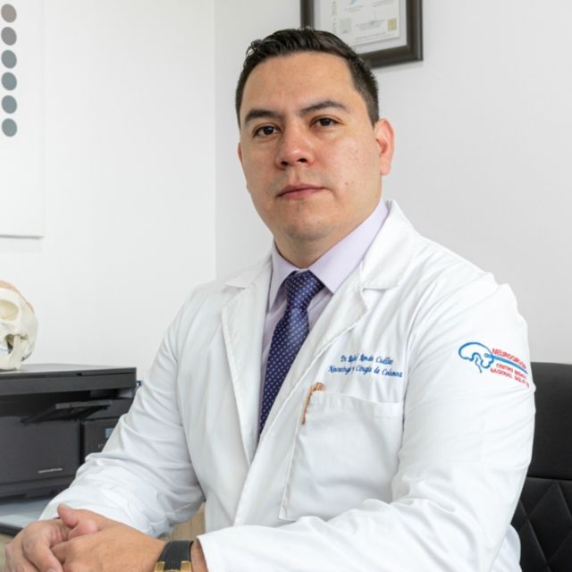 Rafael Román Cuéllar, Neurocirujano Querétaro