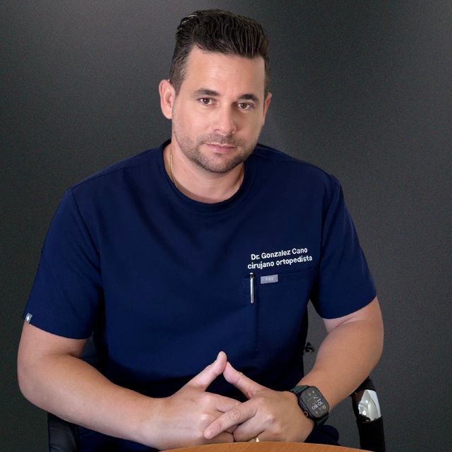 Ronner González Cano, Traumatólogo Mérida