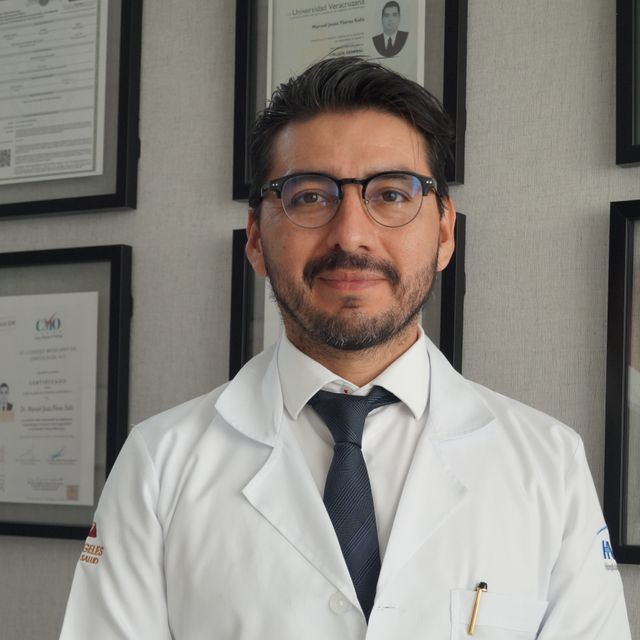 Diego Ochoa Cacique, Neurocirujano Santiago de Querétaro