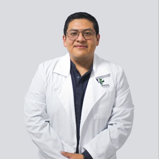 Efraín Rafael Hernández González, Internista Ciudad Victoria