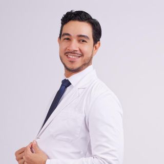 Ampliar imagen: Sebastian Rodriguez, Dermatólogo Culiacan