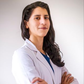 Ampliar imagen: Celia Teresa de Jesús Álvarez Gamiño, Neurocirujano Tepic