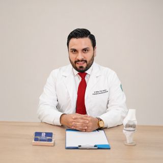 Rodrigo Iván Flores Velázquez, Ortopedista Veracruz