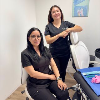 Ampliar imagen: Gaby Mendoza, Dentista - Odontólogo Querétaro