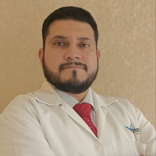 Ampliar imagen: Orlando Lira Rodríguez, Médico general Tulancingo