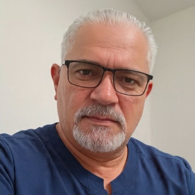 Manuel Corrales Campos