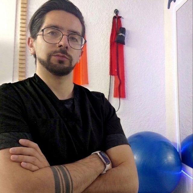 Daniel Cortés González, Fisioterapeuta Tlalnepantla de Baz