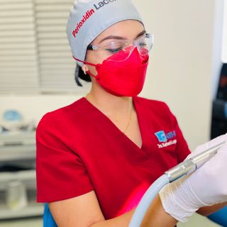 Ampliar imagen: Karleni López Garcia, Dentista - Odontólogo Cabo San Lucas