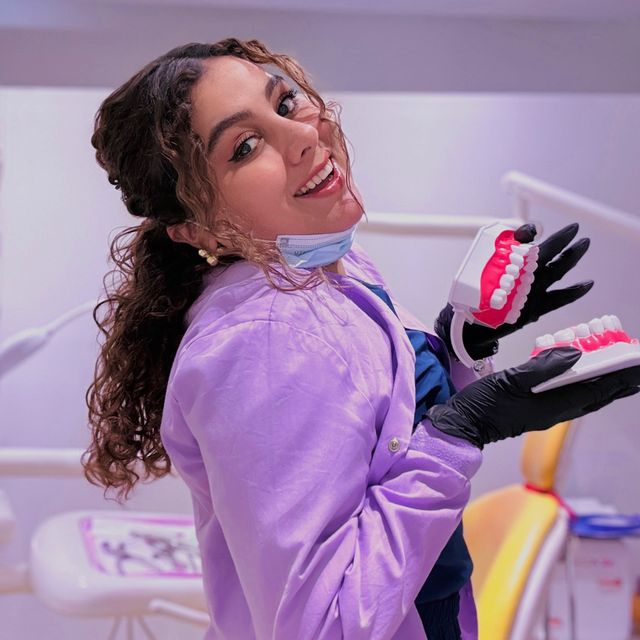 Cinthia Campa, Dentista - Odontólogo San Nicolás de los Garza