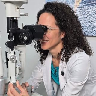 Dra. Alejandra Vale Oviedo