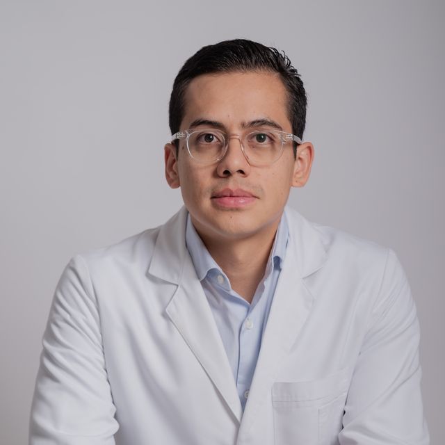 Noe G. Baltazar Guerrero, Ortopedista Naucalpan de Juárez