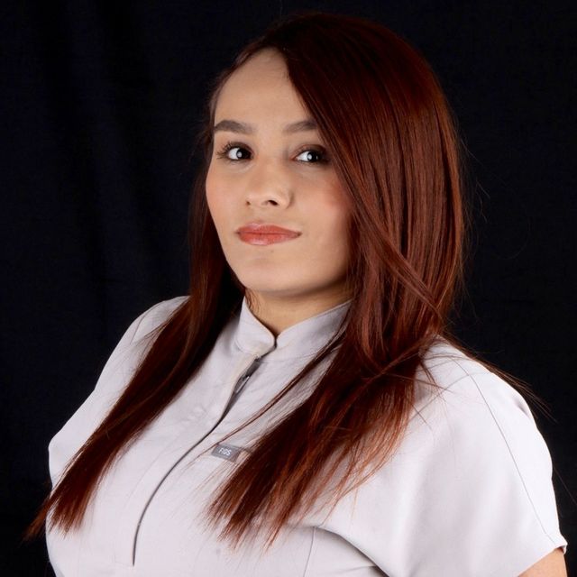 Valeria Angulo González, Dentista - Odontólogo Ciudad de México