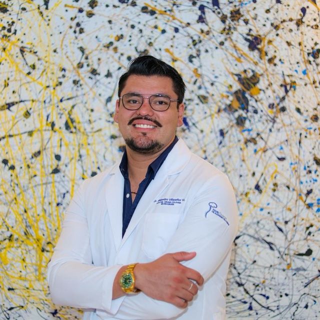Alejandro Villaseñor M., Neurocirujano Tepatitlán de Morelos