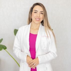 Ampliar imagen: Lorelay Villavicencio C, Médico general Cancun