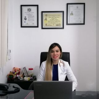 Ampliar imagen: Karla Edith López Durán, Pediatra Zapopan