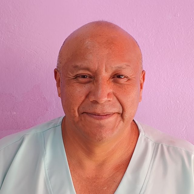 Ángel Morales Pérez, Dentista - Odontólogo Ecatepec de Morelos