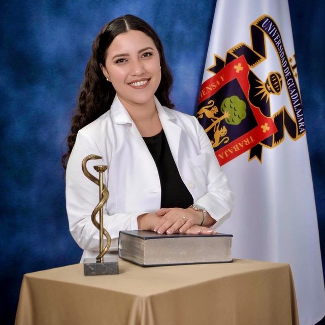 Ligia Magaña, Reumatólogo Mérida