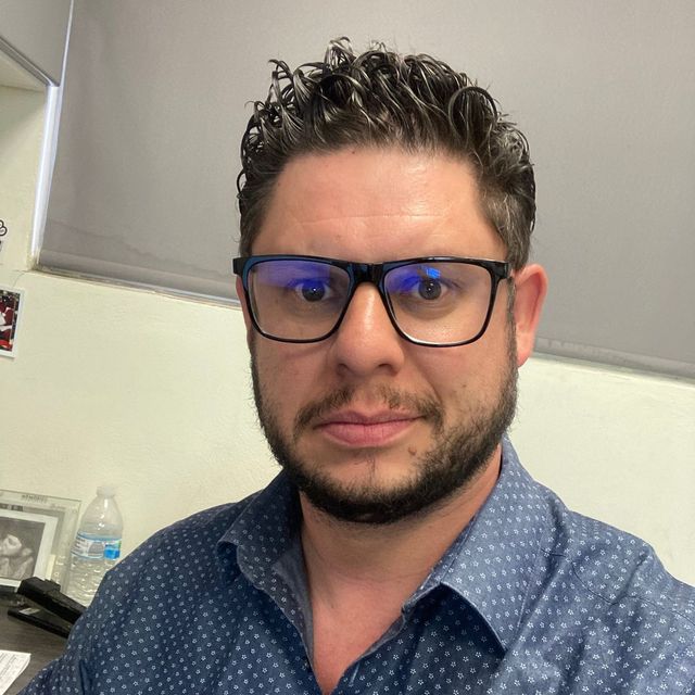 Elias Torres Garcia, Terapeuta complementario Ensenada