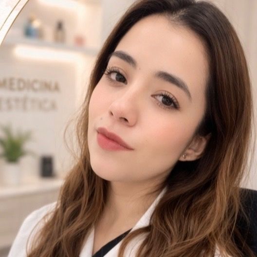 María Fernanda Pérez Vega, Médico general Querétaro