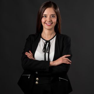 Ampliar imagen: Karen Zapién, Psicólogo León