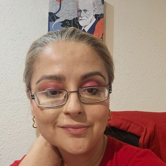 Ariana Uribe, Psicólogo Guadalajara