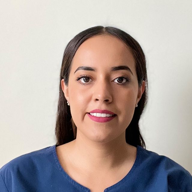 Daniela Vargas, Dentista - Odontólogo Irapuato