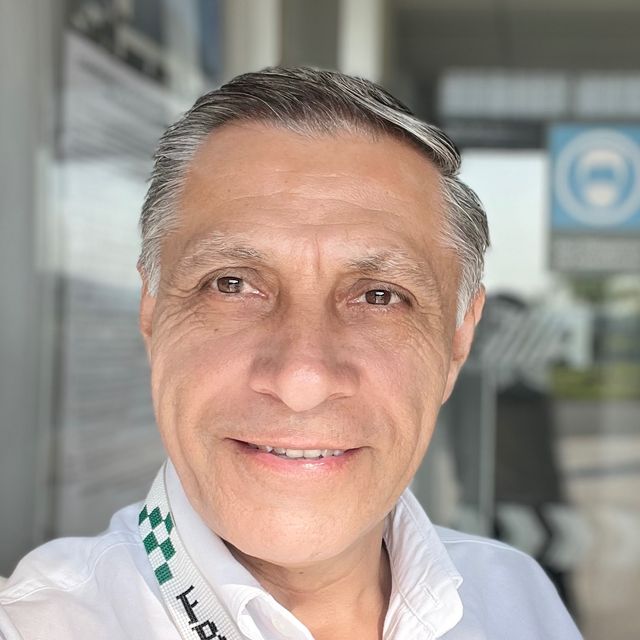 Francisco  Cervantes Olivares , Psicólogo Tepic