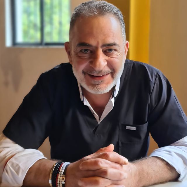 Eduardo Zarur Hadad, Dentista - Odontólogo Cuauhtémoc