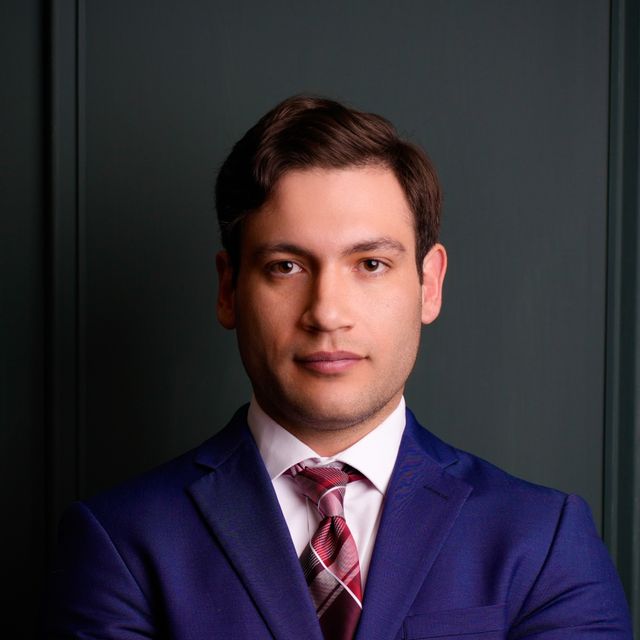 Pavel Carrillo Alvarado, Cirujano plástico Ciudad de México