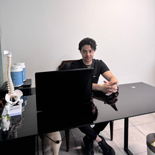 Eduardo Martínez M., Fisioterapeuta Irapuato