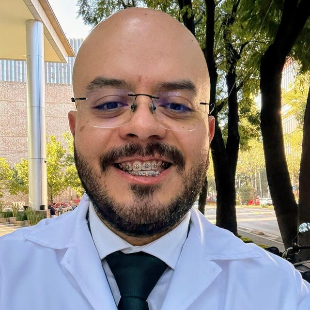 Mauricio Cruz Mendoza, Médico general Naucalpan