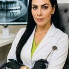 Dra. Nadia Fernanda Corona