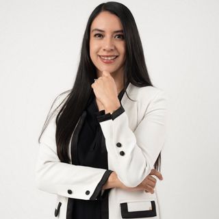 Karina Escobar Ramírez, Dermatólogo Puebla