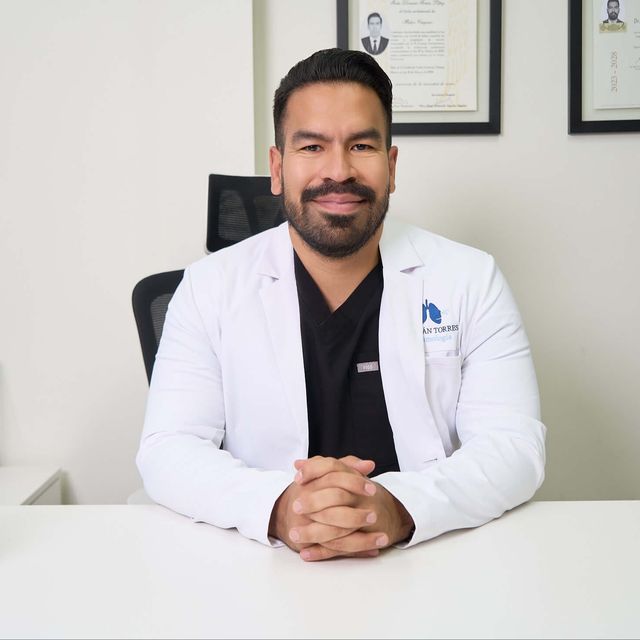 Iván Dionicio Torres López, Neumólogo Gustavo A Madero