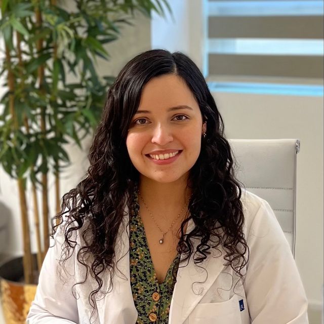 Brenda María Curiel Velázquez, Médico general Monterrey