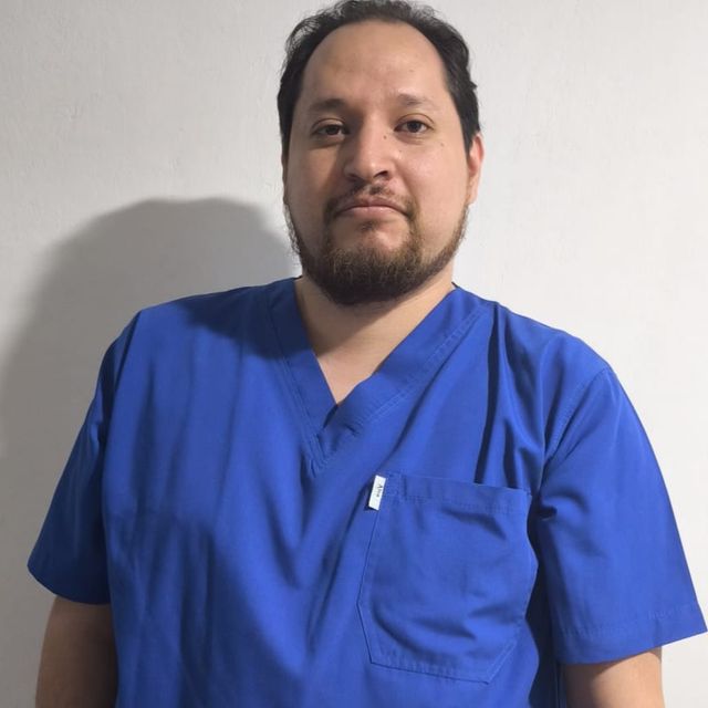 Oscar Arturo Vazquez Valadez, Fisioterapeuta Puebla