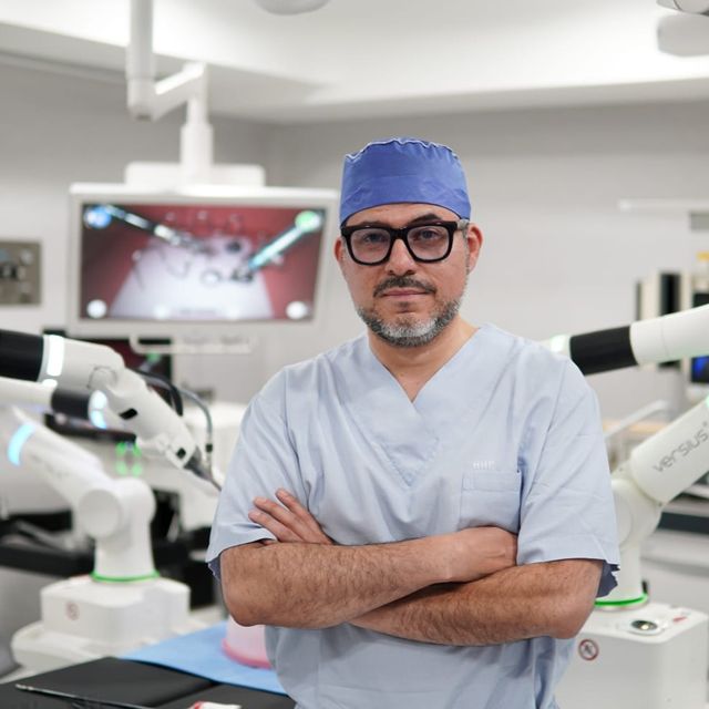 Hazael Romero Arriola, Urólogo Cuauhtémoc