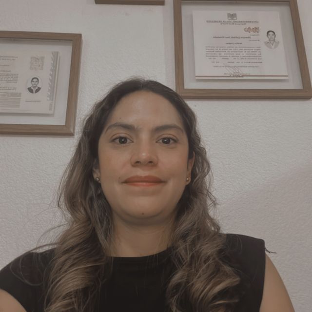 Shamayra Gabriela Sauz Hernández, Ginecólogo Santiago de Querétaro