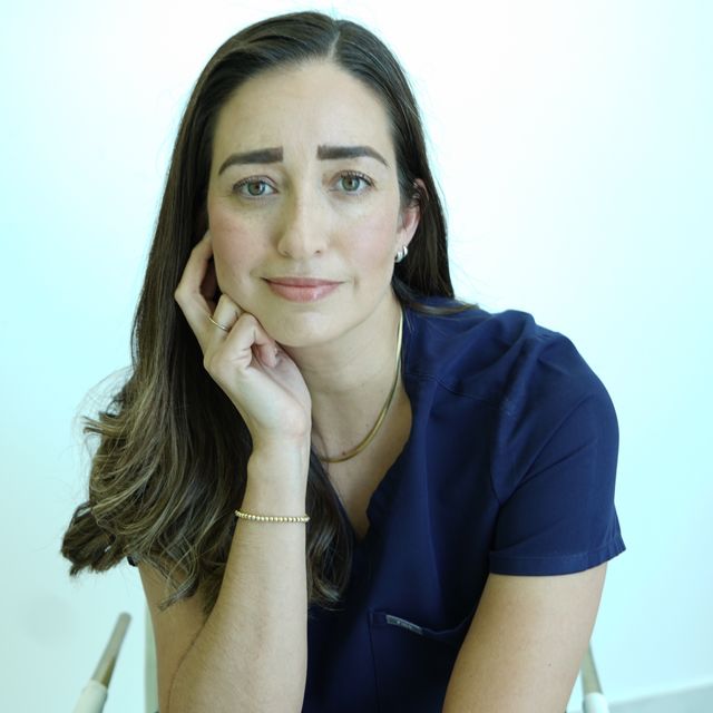 Angela René González Tijerina, Otorrinolaringólogo Monterrey