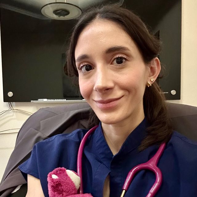 Mónica Elizabeth Hodoyán Leal, Pediatra San Pedro Garza Garcia