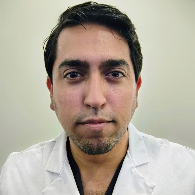 Álvaro Garza Arreola, Oftalmólogo Orizaba