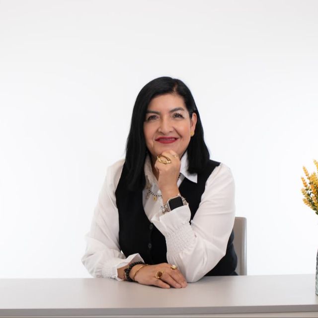 Yesenia Tlahuizo Caballero, Psicólogo Puebla