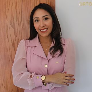 Ampliar imagen: Ana Maria Cordoba Jaime, Dentista - Odontólogo Boca del Rio