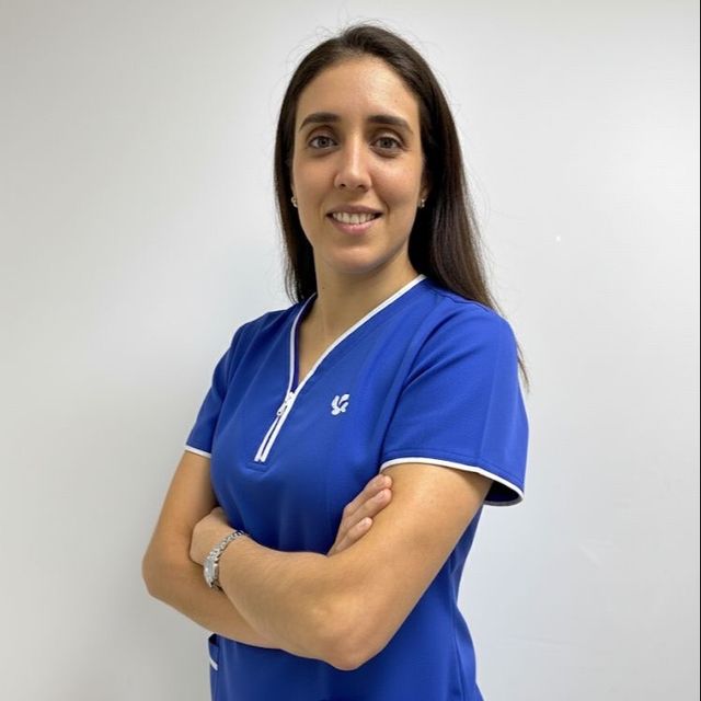 Ivonne Angelica Salazar Buendia, Implantólogo Magdalena Contreras